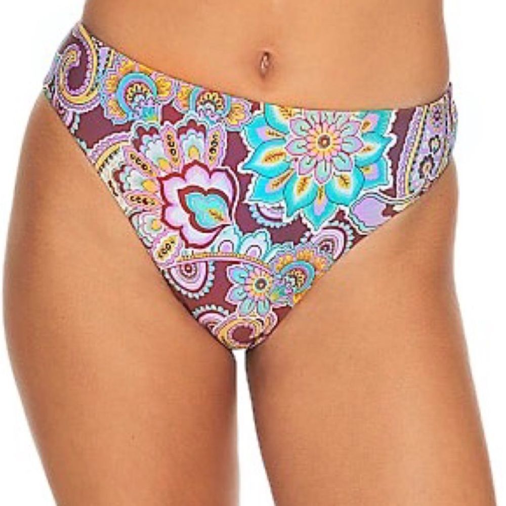 🆕 BECCA Bikini! - Picture 3 of 9